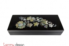 Rectangle lacquer three-compartment box attached with pearl flower 13*30*H5cm